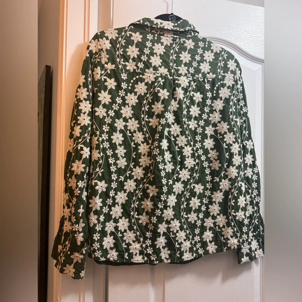 Sezane Green Floral Embroidered Button-Up Blouse - Picture 4 of 6